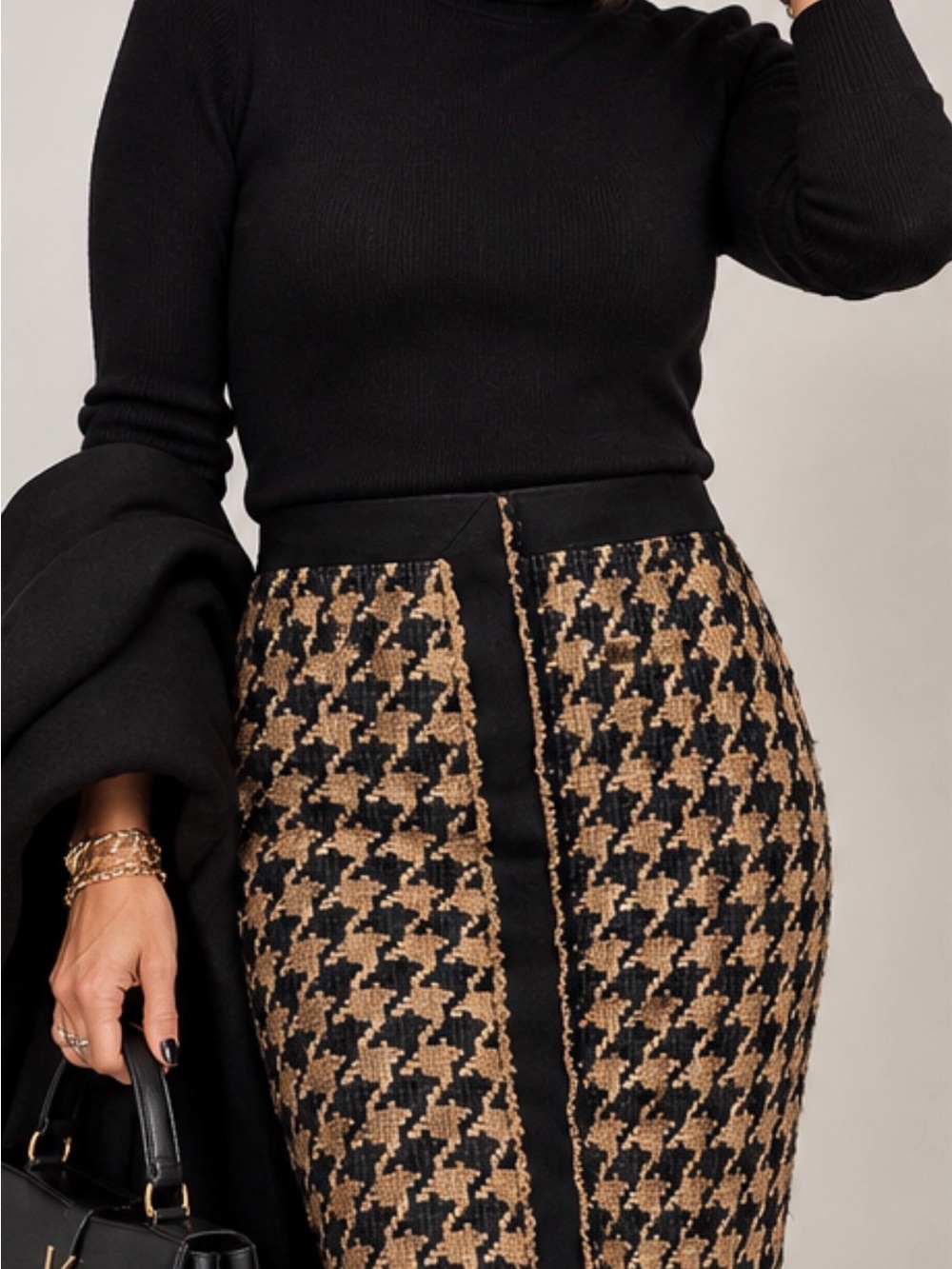 Carlisle Black and Tan Houndstooth Pencil Skirt - Picture 2 of 8